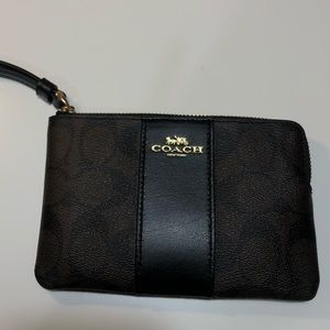 New Coach Women’s LEATHER Corner Zip Wristlet
